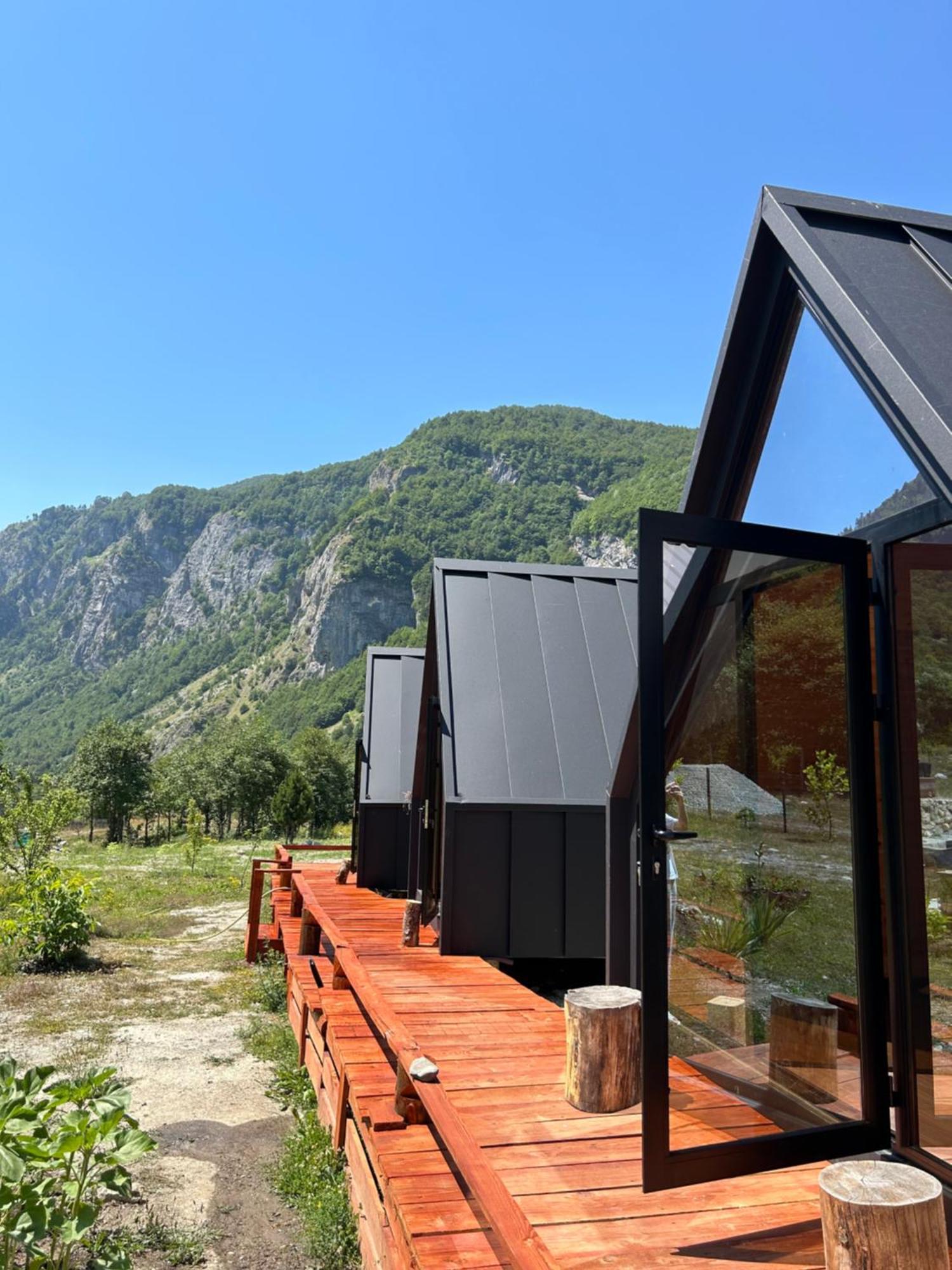 Vita Guesthouse Bajram Curri Dış mekan fotoğraf